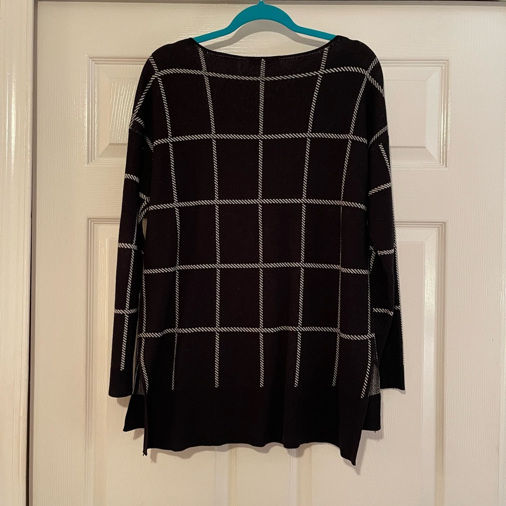 Tunic Sweater - Picture 2 of 4